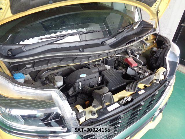 Suzuki SPACIA 2018-03 8038403-25