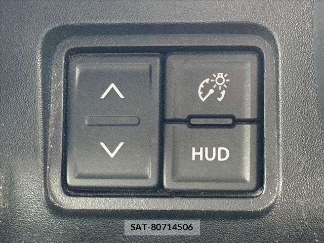 Suzuki SPACIA 2019-10 8038394-25
