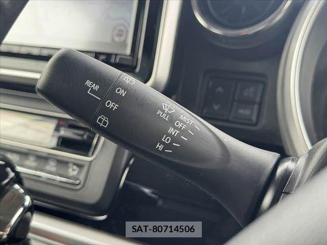 Suzuki SPACIA 2019-10 8038394-27