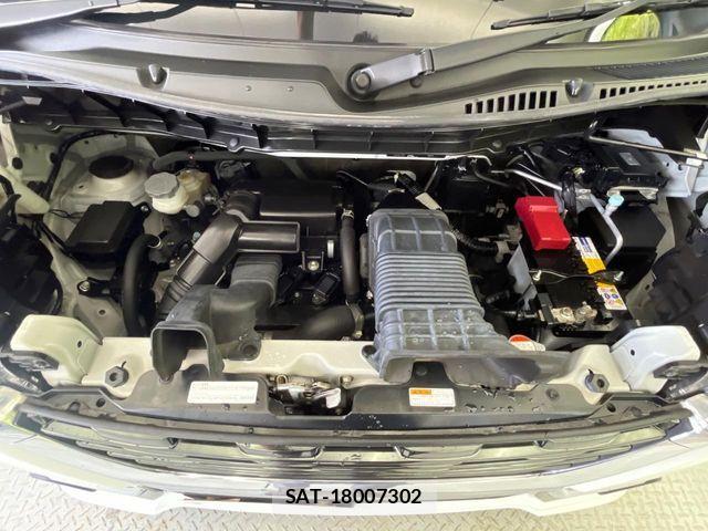 Suzuki SPACIA 2019-06 8075662-18