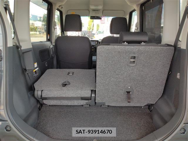 Suzuki SPACIA 2013-09 8101978-15