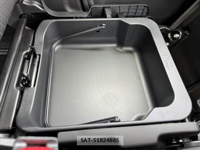 Suzuki SPACIA 2019-06 8101976-29