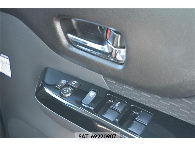 Suzuki SPACIA 2013-07 8101982-20