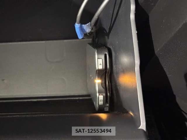Suzuki SPACIA 2017-06 8132479-23