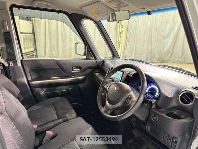 Suzuki SPACIA 2017-06 8132479-8