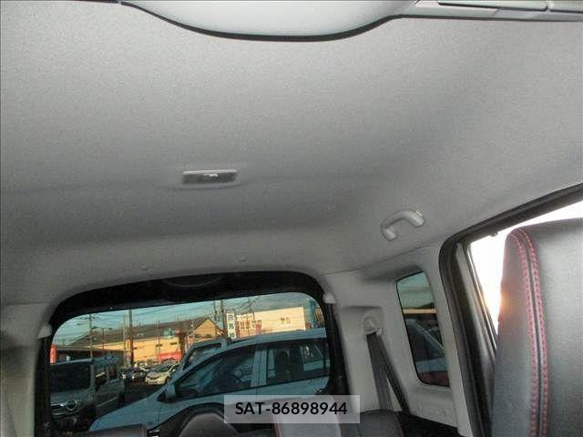 Suzuki SPACIA 2019-03 8132480-16