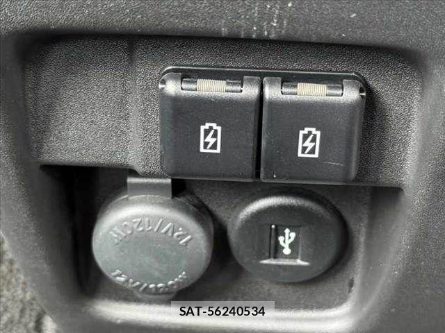 Suzuki SPACIA 2020-10 8132478-29