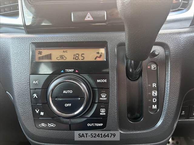 Suzuki SPACIA 2016-09 8146746-5