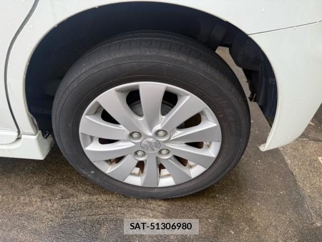 Suzuki SPACIA 2013-08 8159257-17