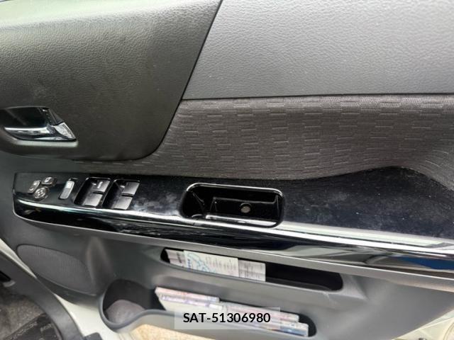 Suzuki SPACIA 2013-08 8159257-4