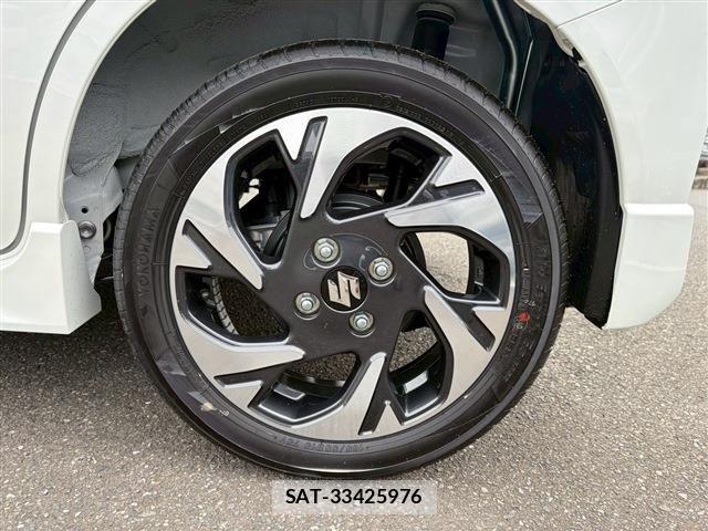 Suzuki SPACIA 2026-04 8210325-10