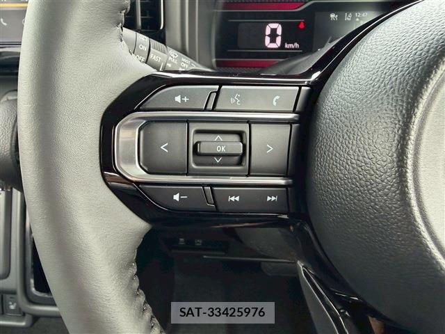 Suzuki SPACIA 2026-04 8210325-18
