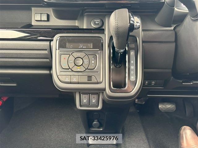 Suzuki SPACIA 2026-04 8210325-26