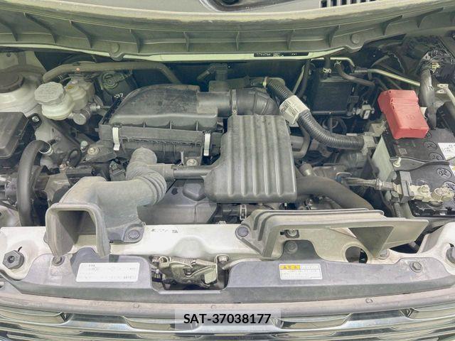 Suzuki SPACIA 2019-12 8210338-17