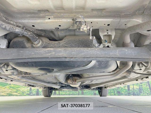 Suzuki SPACIA 2019-12 8210338-18