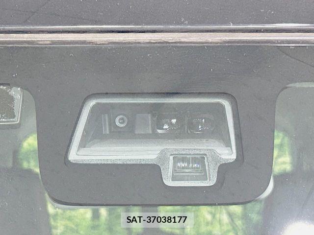 Suzuki SPACIA 2019-12 8210338-4