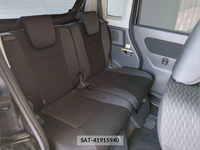 Suzuki SPACIA 2014-08 8210354-28