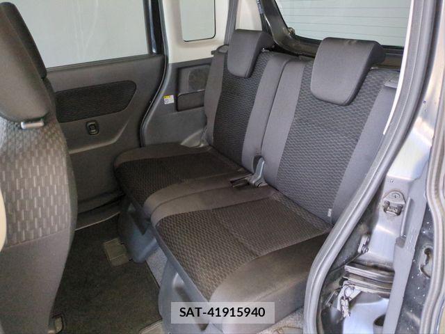 Suzuki SPACIA 2014-08 8210354-4