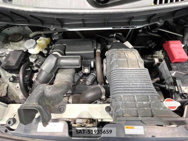 Suzuki SPACIA 2018-06 8210337-17
