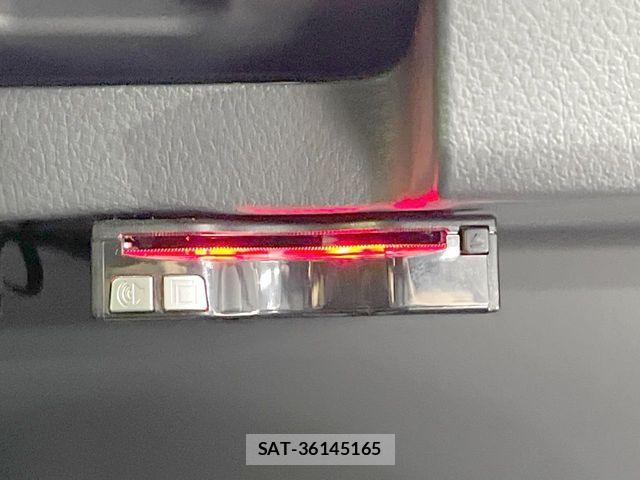 Suzuki SPACIA 2016-09 8210344-6