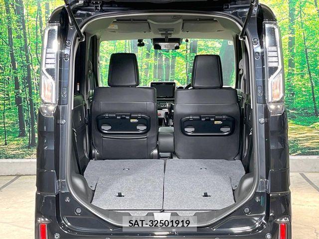 Suzuki SPACIA 2021-03 8210340-9