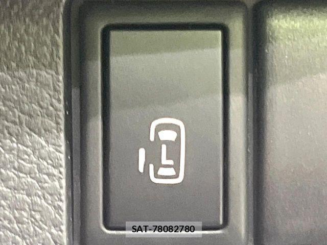 Suzuki SPACIA 2014-01 8210345-4