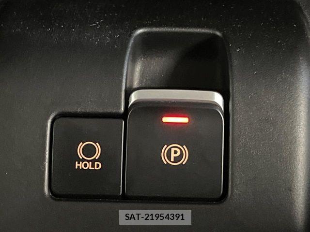 Suzuki SPACIA 2024-02 8231829-5