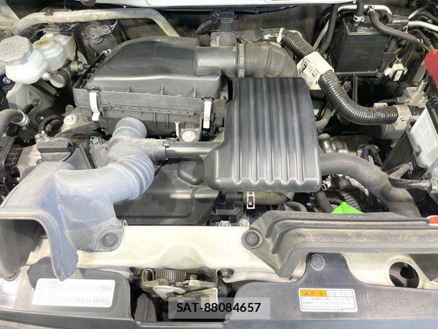 Suzuki SPACIA 2020-06 8231832-17