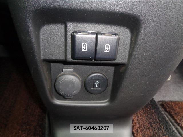 Suzuki SPACIA 2021-04 8246746-25