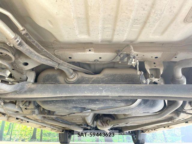Suzuki SPACIA 2021-08 8246743-18