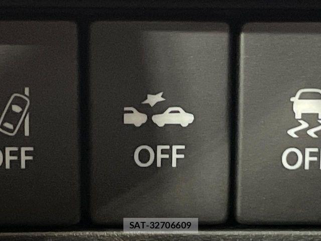 Suzuki SPACIA 2019-11 8246742-3