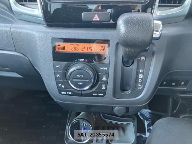 Suzuki SPACIA 2013-11 8317233-18