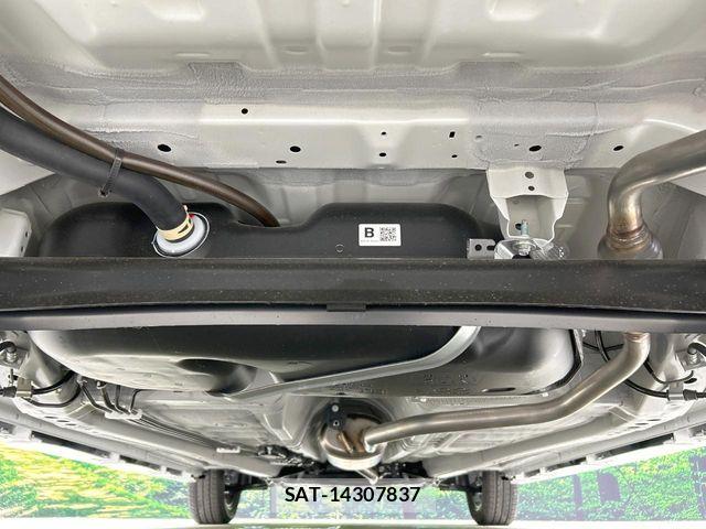 Suzuki SPACIA 2026-04 8317202-18