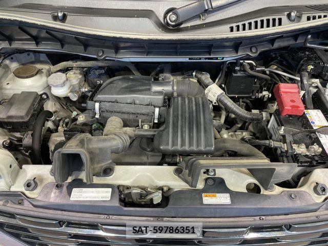 Suzuki SPACIA 2018-07 8317211-17