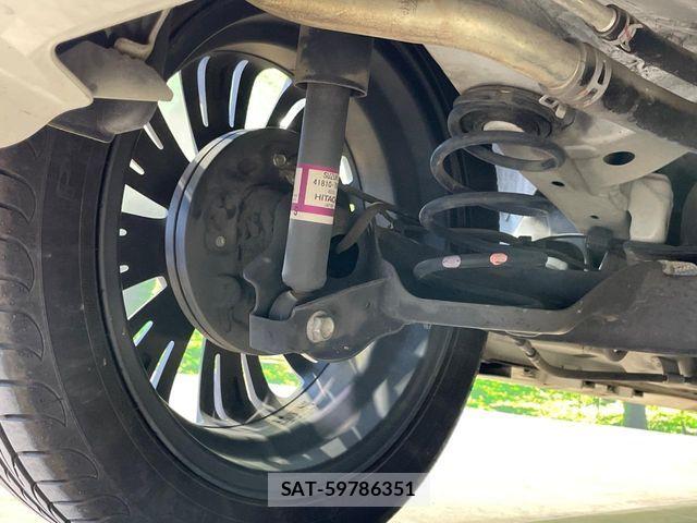 Suzuki SPACIA 2018-07 8317211-19
