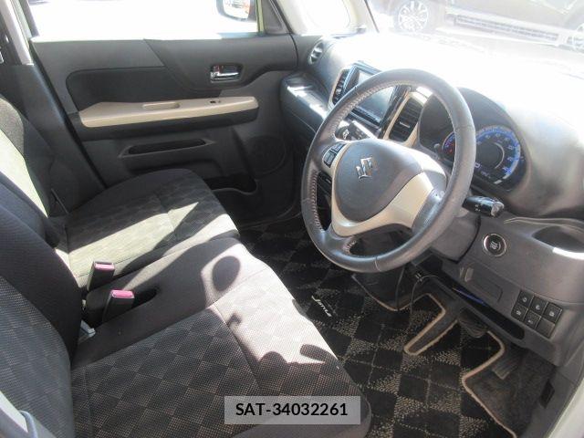Suzuki SPACIA 2014-12 8317232-11