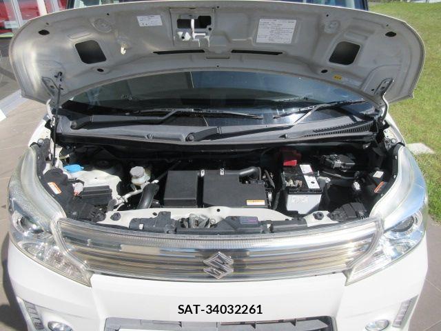 Suzuki SPACIA 2014-12 8317232-26