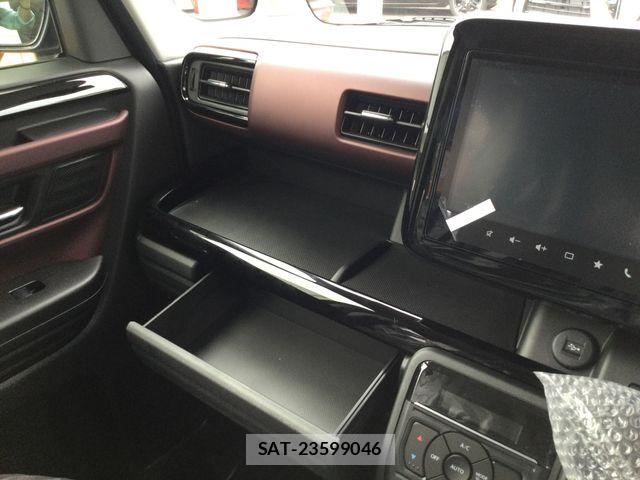 Suzuki SPACIA 2026-03 8317204-16