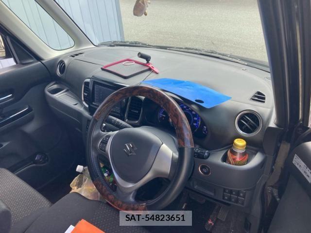 Suzuki SPACIA 2016-01 8317235-13