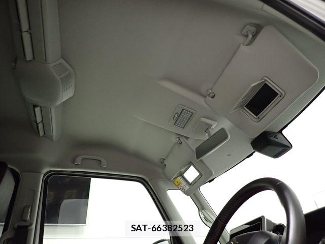 Suzuki SPACIA 2019-01 8317227-11