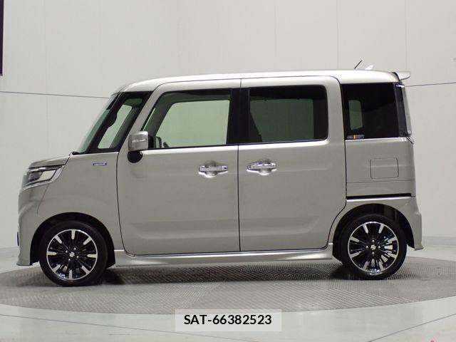 Suzuki SPACIA 2019-01 8317227-18