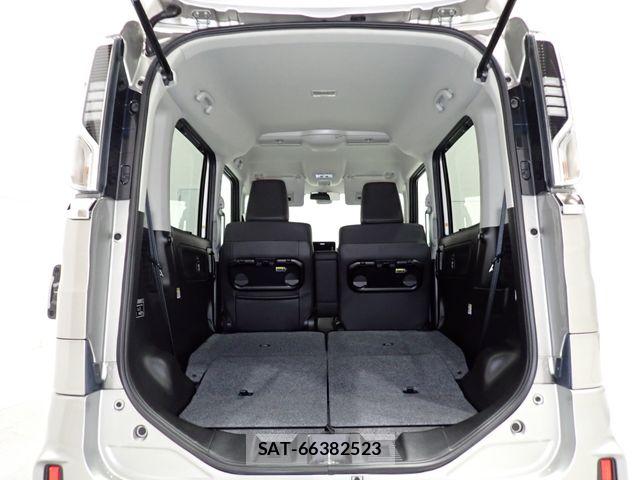 Suzuki SPACIA 2019-01 8317227-23