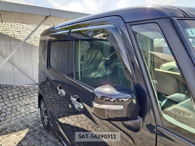 Suzuki SPACIA 2019-01 8317230-4