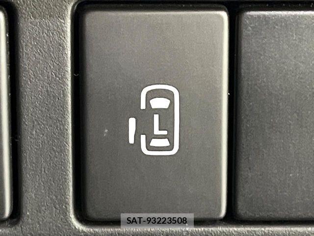 Suzuki SPACIA 2019-06 8317228-3