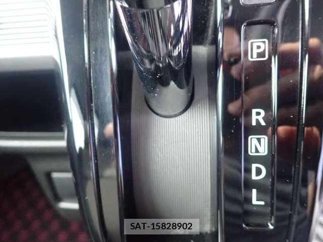 Suzuki SPACIA 2018-06 8317229-24