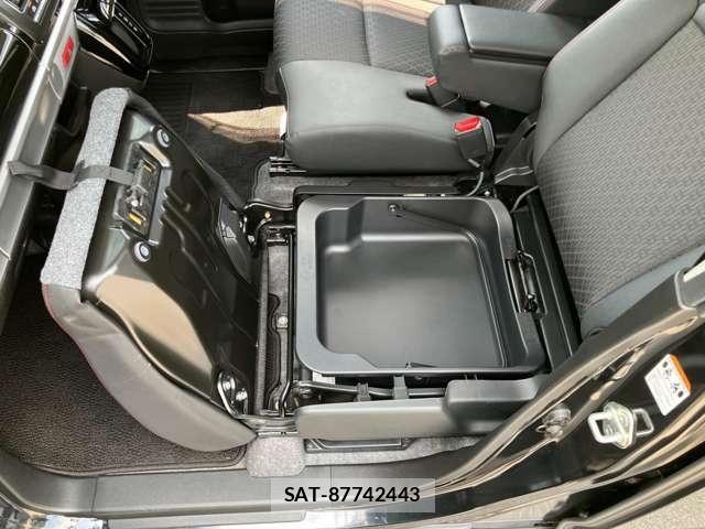 Suzuki SPACIA 2019-05 8337958-28