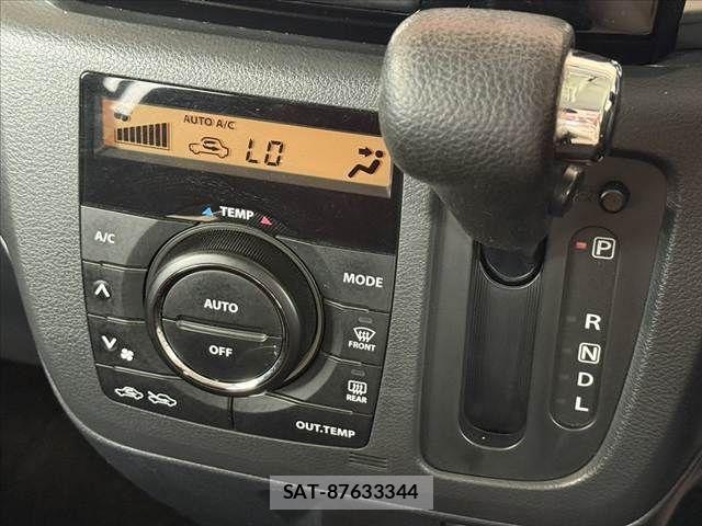 Suzuki SPACIA 2014-11 8337964-27