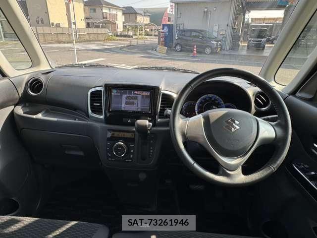 Suzuki SPACIA 2014-04 8355634-11