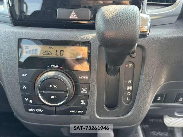 Suzuki SPACIA 2014-04 8355634-27