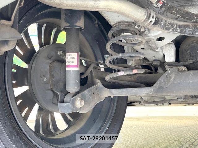 Suzuki SPACIA 2019-10 8355633-17